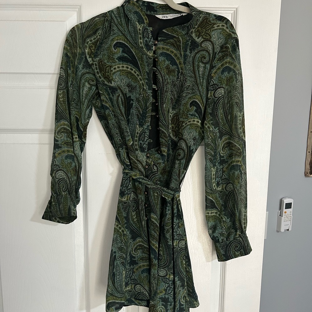 ZARA size XS women’s green printed design mini dress